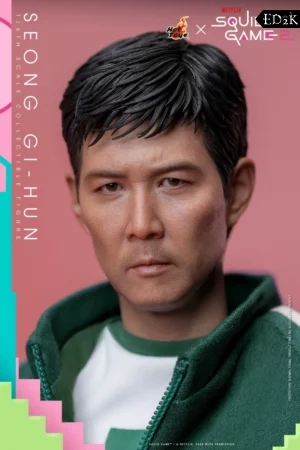 Alternative view of HOT TOYS - Squid Game 2: Seong Gi-Hun (Player 456) | Collectible 1/6 Action Figure